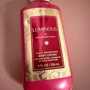 Bath & Body Works Luminous  Body Lotion